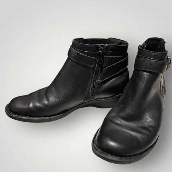 Clarks Leather Winter Ankle Boots Side Zipper Women’s Size 6 - Picture 5 of 7